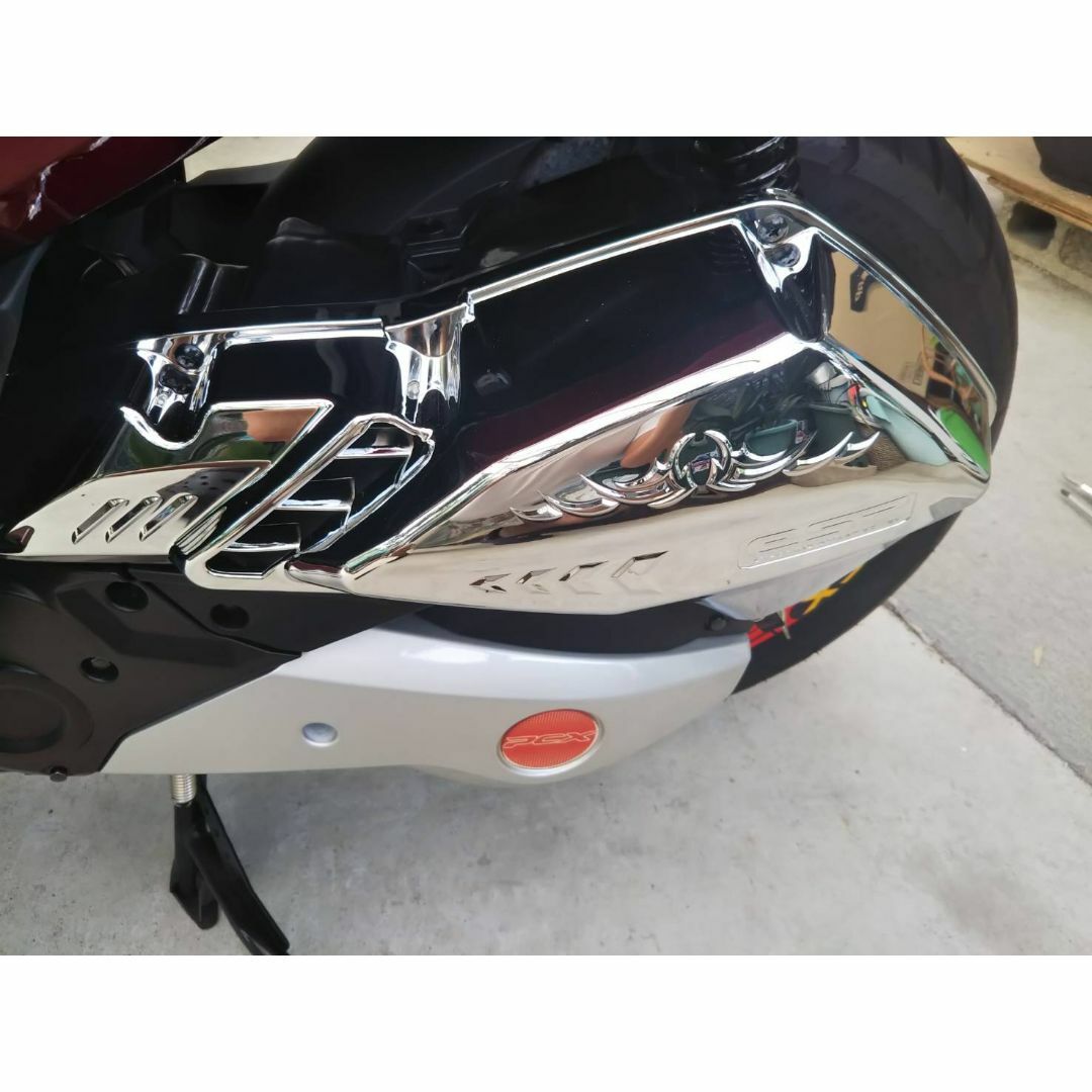 PCX【JF81/KF30】デビル・エアクリーナーカバー(クローム色)❗️❗️ 自動車/バイクのバイク(パーツ)の商品写真