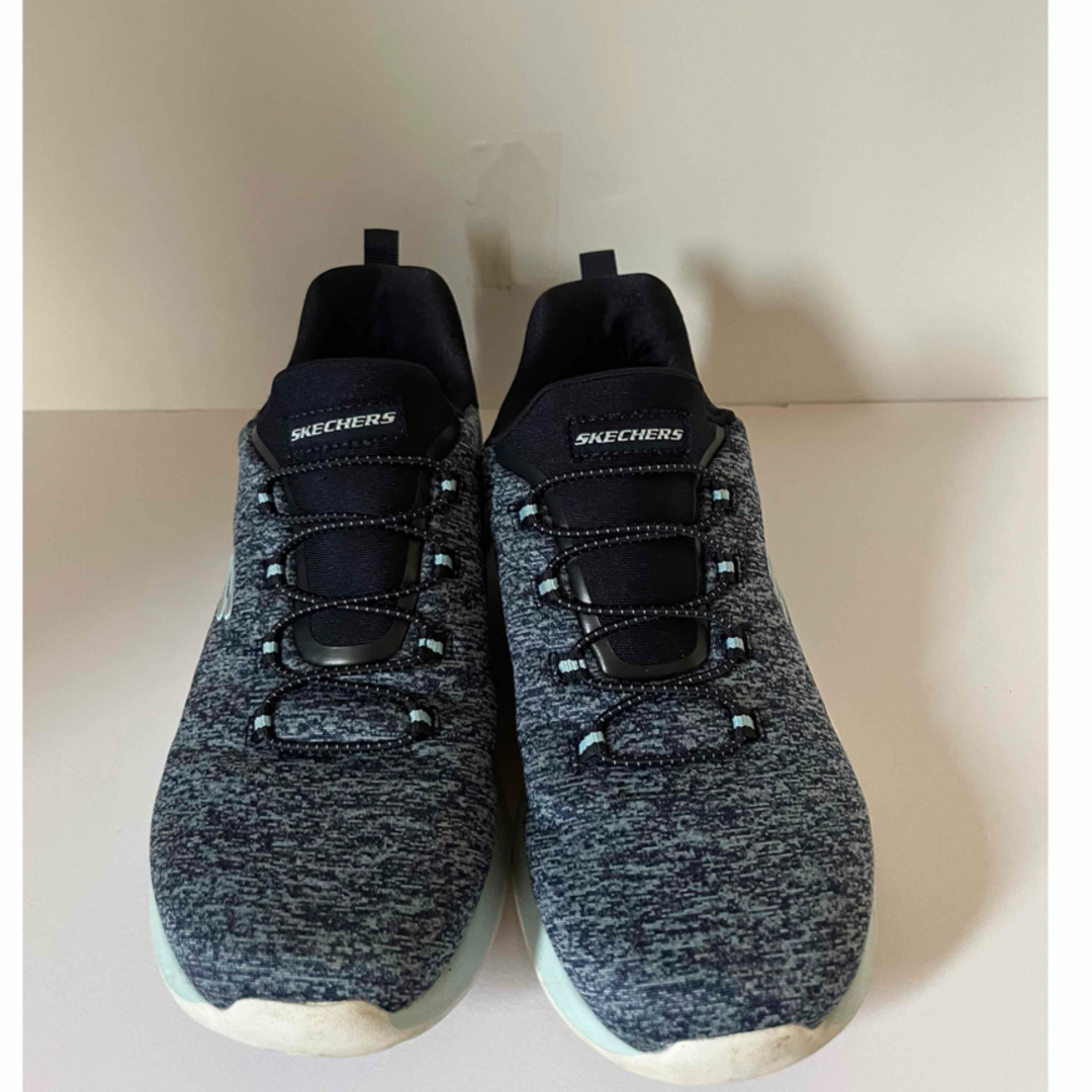 SKECHERS(スケッチャーズ)のスケッチャーズSKECHERS  スニーカー  紺色 レディースの靴/シューズ(スニーカー)の商品写真