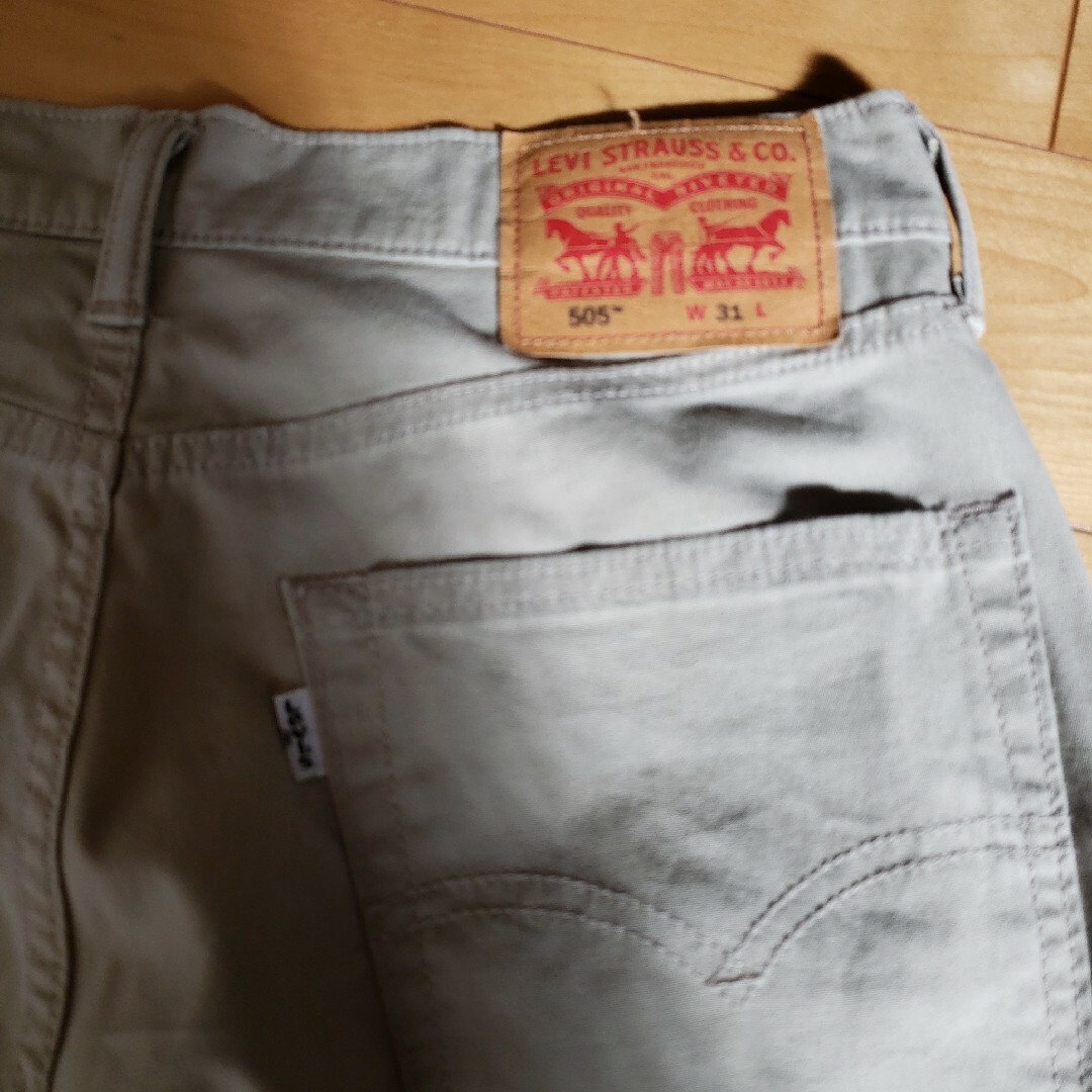 Levi's(リーバイス)のLevi's リーバイス505 31インチ ユニセックス レディースのパンツ(クロップドパンツ)の商品写真