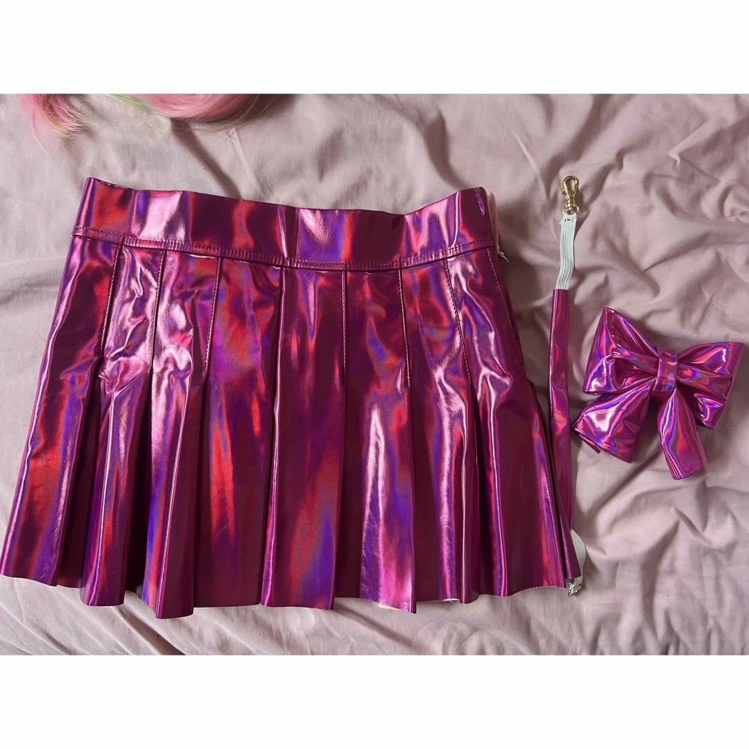 メタリック　ピンク　スカート　ダンス　コスプレ レディースのスカート(ひざ丈スカート)の商品写真