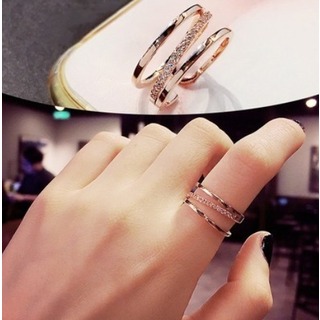 【ラスト１点】ダブルリング風　　韓国ファッション　アクセサリー　指輪　高級感(リング(指輪))
