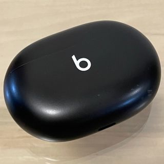 ビーツバイドクタードレ(Beats by Dr Dre)の国内正規品★Beats Studio Buds ブラック 充電ケース／B266(ヘッドフォン/イヤフォン)