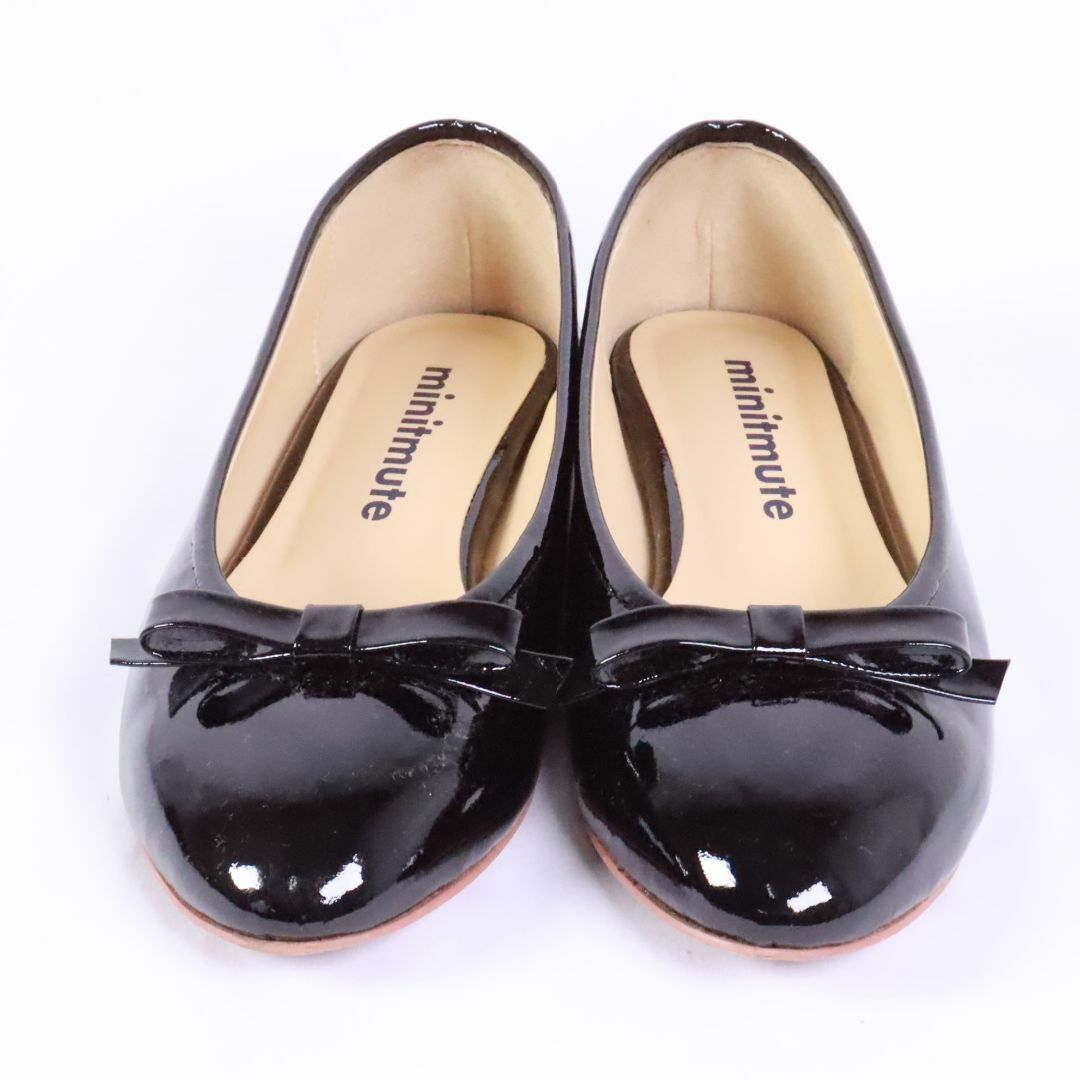 minitmute　ミニミュート フラットパンプス ブラック　23.0 レディースの靴/シューズ(ハイヒール/パンプス)の商品写真