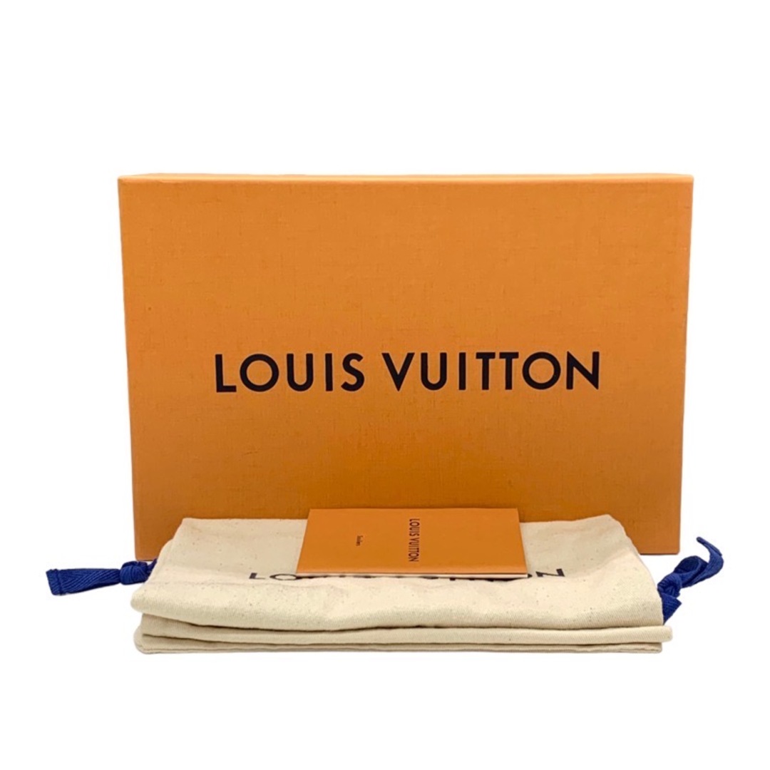 LOUIS VUITTON(ルイヴィトン)のルイヴィトン LOUIS VUITTON フラットシューズ スリッポン 靴 シューズ スエード ブラック 黒 ゴールド 未使用 フラットパンプス パドロック レディースの靴/シューズ(ハイヒール/パンプス)の商品写真