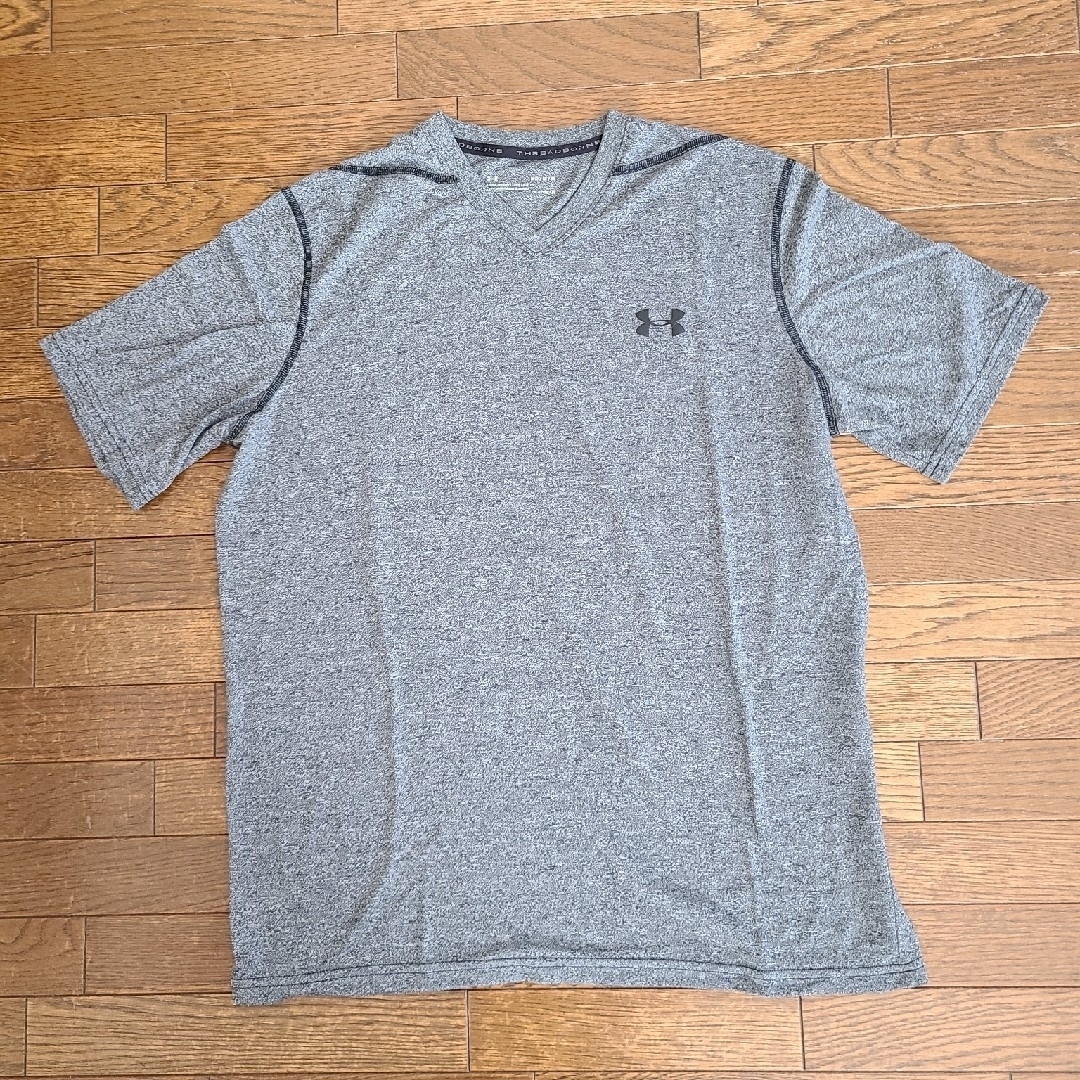 UNDER ARMOUR(アンダーアーマー)のアンダーアーマー　ヒートギア　Tシャツ　① メンズのトップス(Tシャツ/カットソー(半袖/袖なし))の商品写真