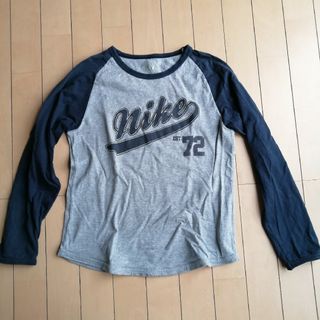 ナイキ(NIKE)の長袖Ｔシャツ150灰(Tシャツ/カットソー)