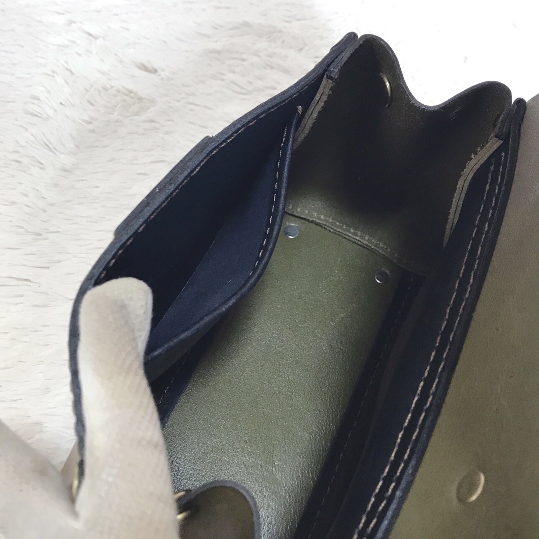 HERZ - 美品 HERZ ヘルツ プチミニョン 2way ショルダーバッグ HERZ - 美品 HERZ ヘルツ プチミニョン 2way ショルダーバッグ