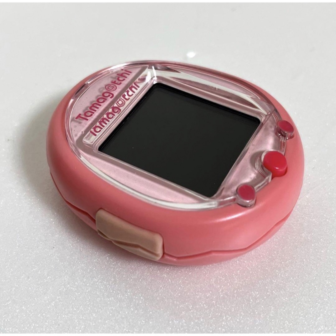 たまごっちスマートtamagotchi smart  コーラルピンク キッズ/ベビー/マタニティのおもちゃ(知育玩具)の商品写真