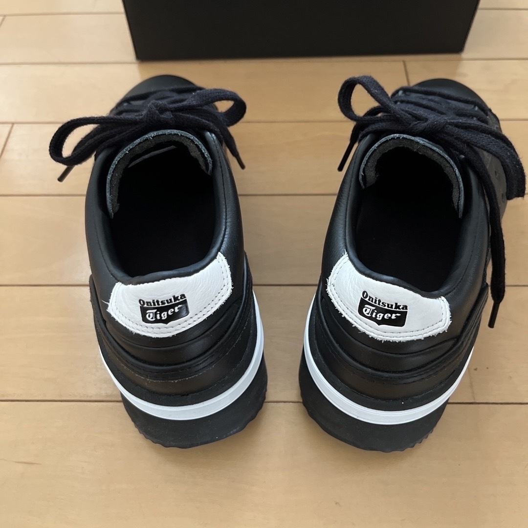 Onitsuka Tiger(オニツカタイガー)のスニーカー  Onitsuka Tiger (LAWNSHIP PF)美品 レディースの靴/シューズ(スニーカー)の商品写真