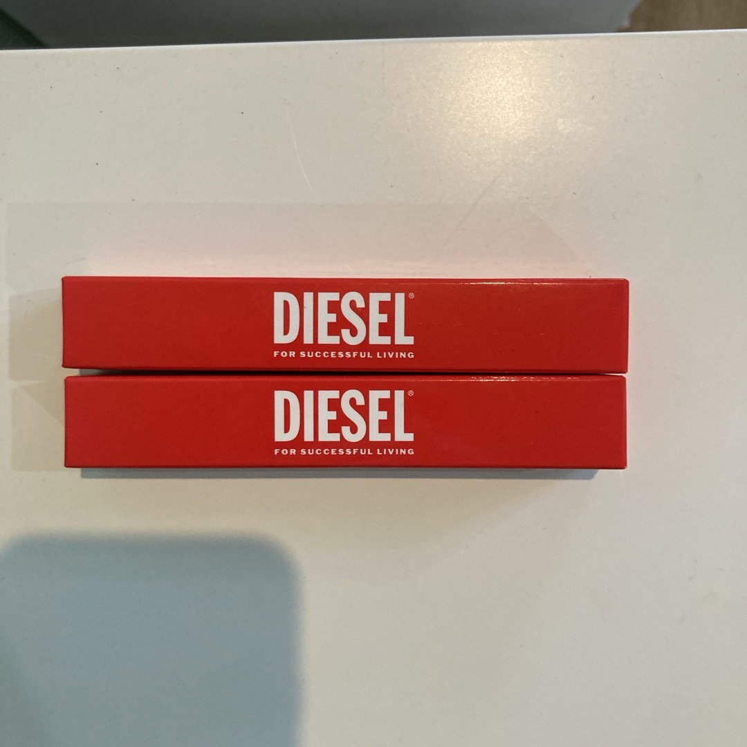 DIESEL(ディーゼル)のレア品✨　新品未使用2本セット⭐︎ディーゼル　サスティナブル携帯ストロー インテリア/住まい/日用品のキッチン/食器(食器)の商品写真