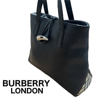 バーバリー(BURBERRY)のBURBERRY LONDON トグル　ノバチェック　ハンドバッグ　トートバッグ(ハンドバッグ)