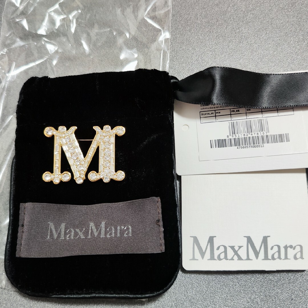 Max Mara(マックスマーラ)のMax Mara クリスタル　ブローチ　入手困難 レディースのアクセサリー(ブローチ/コサージュ)の商品写真