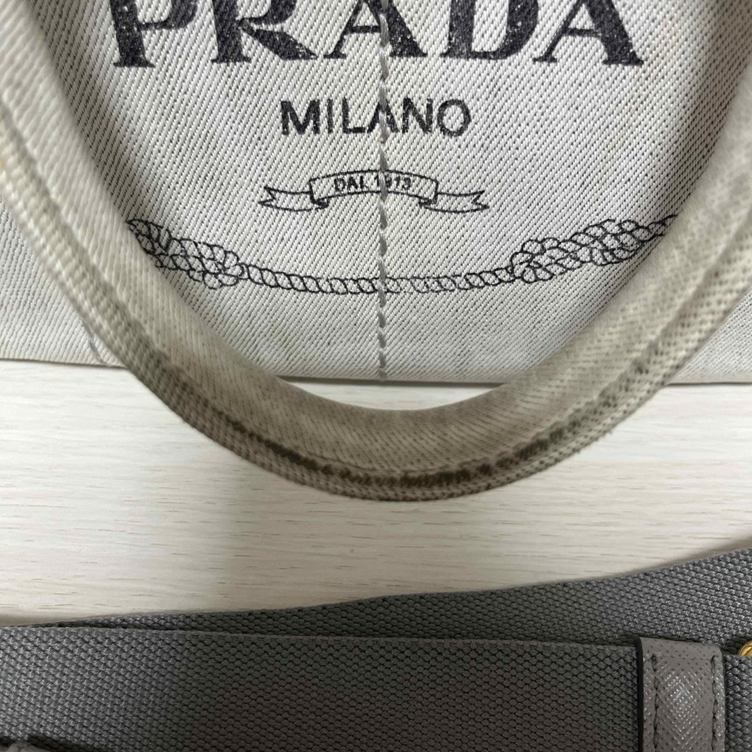 PRADA(プラダ)のPRADA カナパ レディースのバッグ(トートバッグ)の商品写真