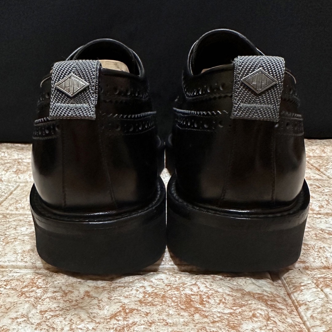 WH ダブルエイチ ウィングチップ レザー 革靴 ブラック ビブラムソール メンズの靴/シューズ(ドレス/ビジネス)の商品写真