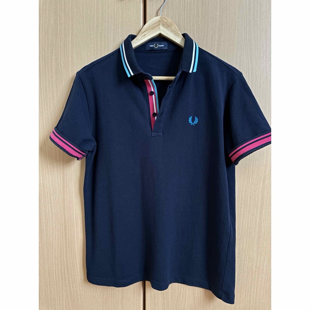 FRED PERRY(フレッドペリー)のfred peryy ポロシャツ Mサイズ ネイビー メンズのトップス(ポロシャツ)の商品写真