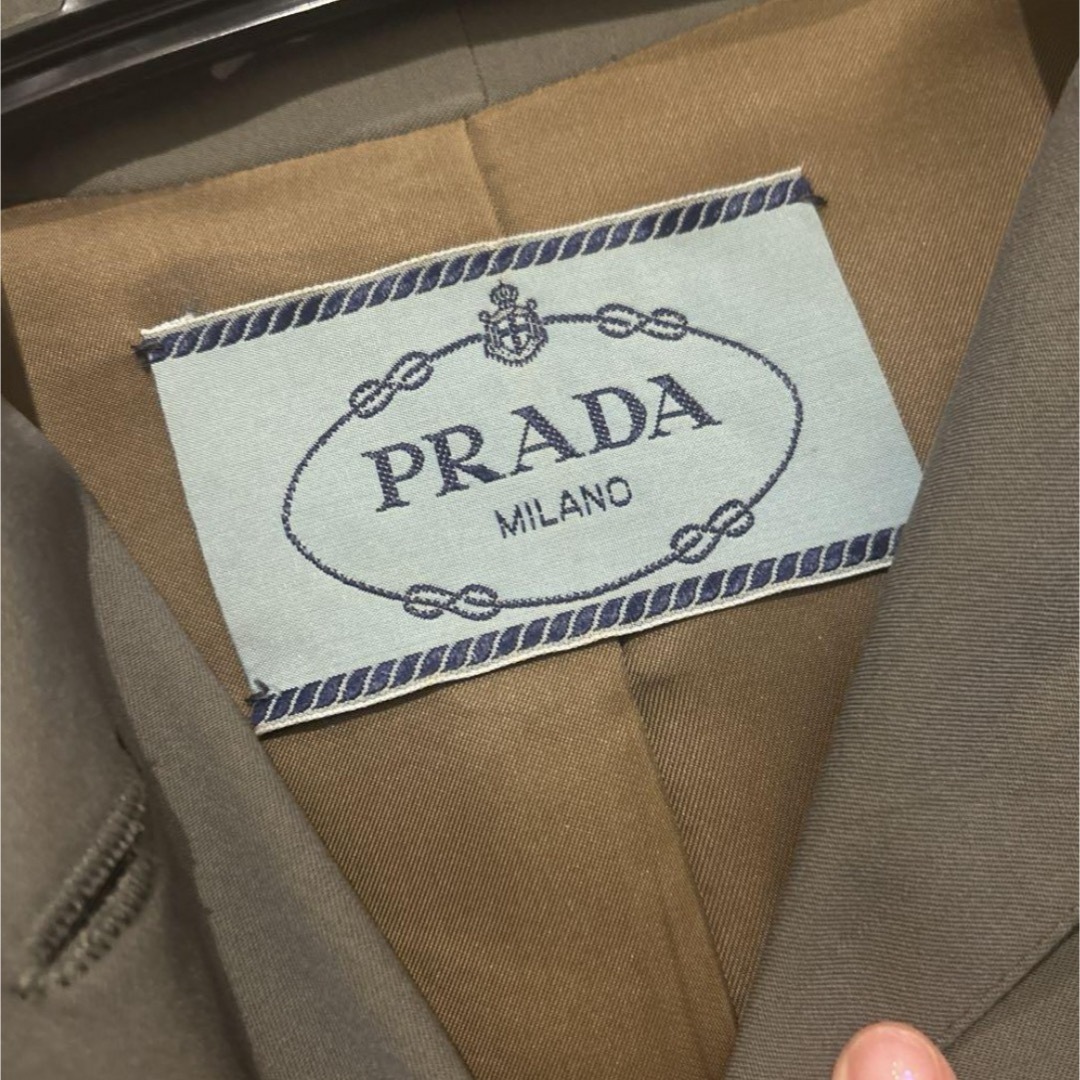 PRADA(プラダ)のPRADA MILANO ジャケット　美品　スプリングコート　送料無料 レディースのジャケット/アウター(トレンチコート)の商品写真