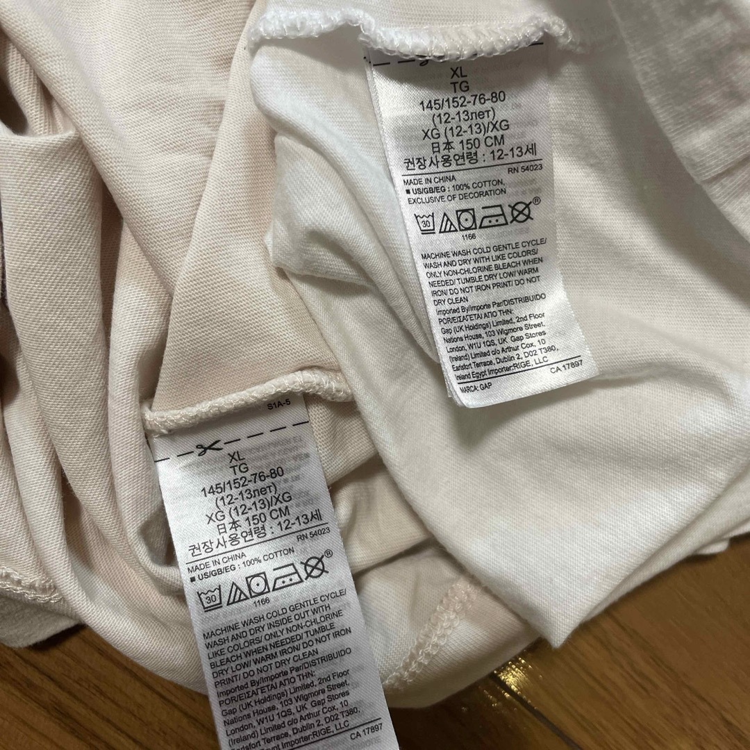 GAP Kids(ギャップキッズ)のGAP  150センチ　XL  Tシャツ２枚セット キッズ/ベビー/マタニティのキッズ服女の子用(90cm~)(Tシャツ/カットソー)の商品写真