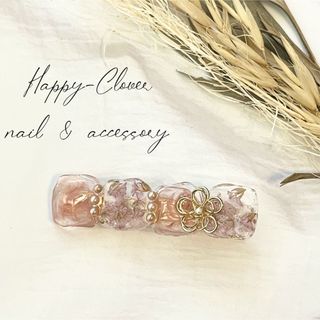 ☆No.215☆ハンドメイド　レジンアクセサリー  ヘアクリップ(ヘアアクセサリー)