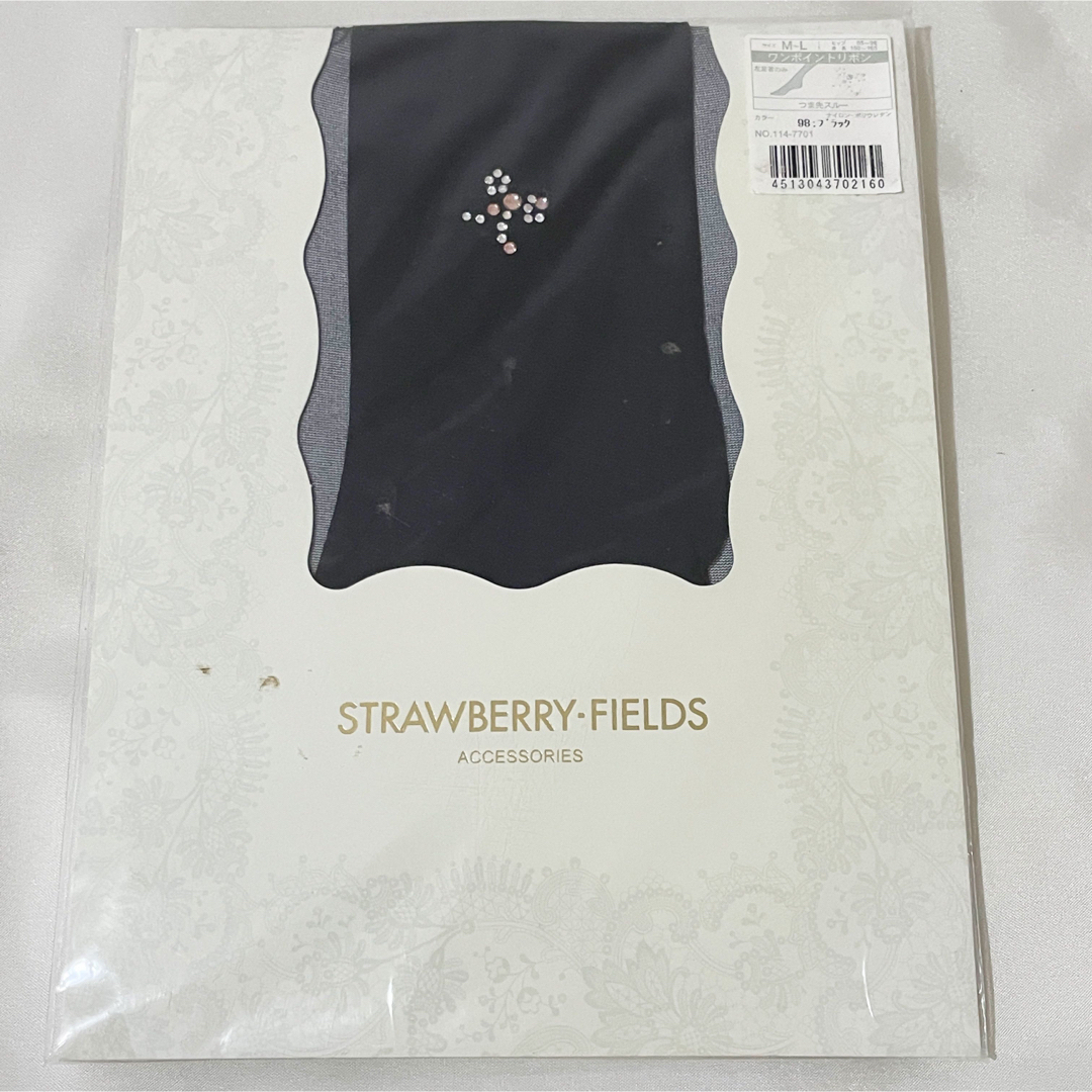 STRAWBERRY-FIELDS(ストロベリーフィールズ)のストロベリーフィールズ 黒ストッキング スワロフスキー レディースのレッグウェア(タイツ/ストッキング)の商品写真