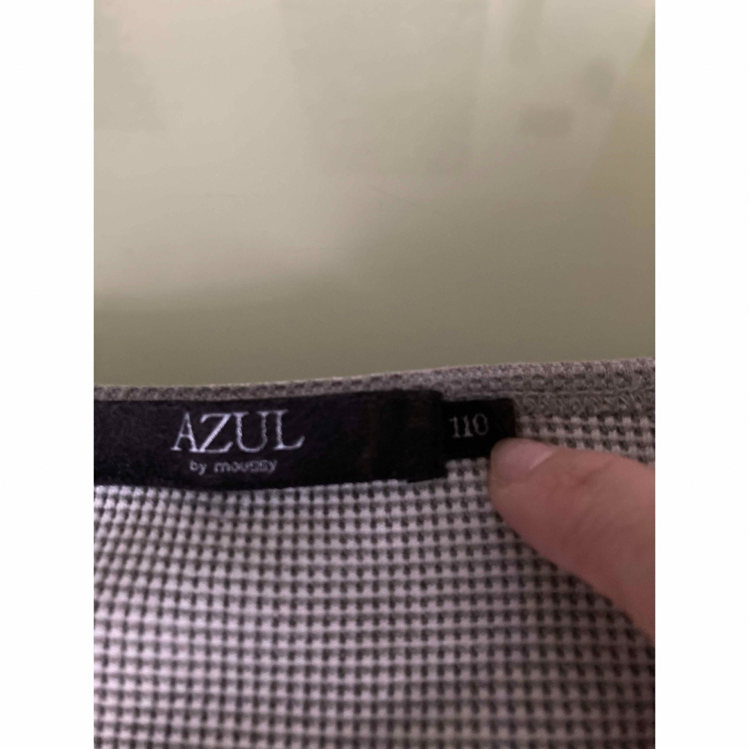 AZUL by moussy(アズールバイマウジー)のTシャツ　110    アズールバイマウジー キッズ/ベビー/マタニティのキッズ服男の子用(90cm~)(Tシャツ/カットソー)の商品写真