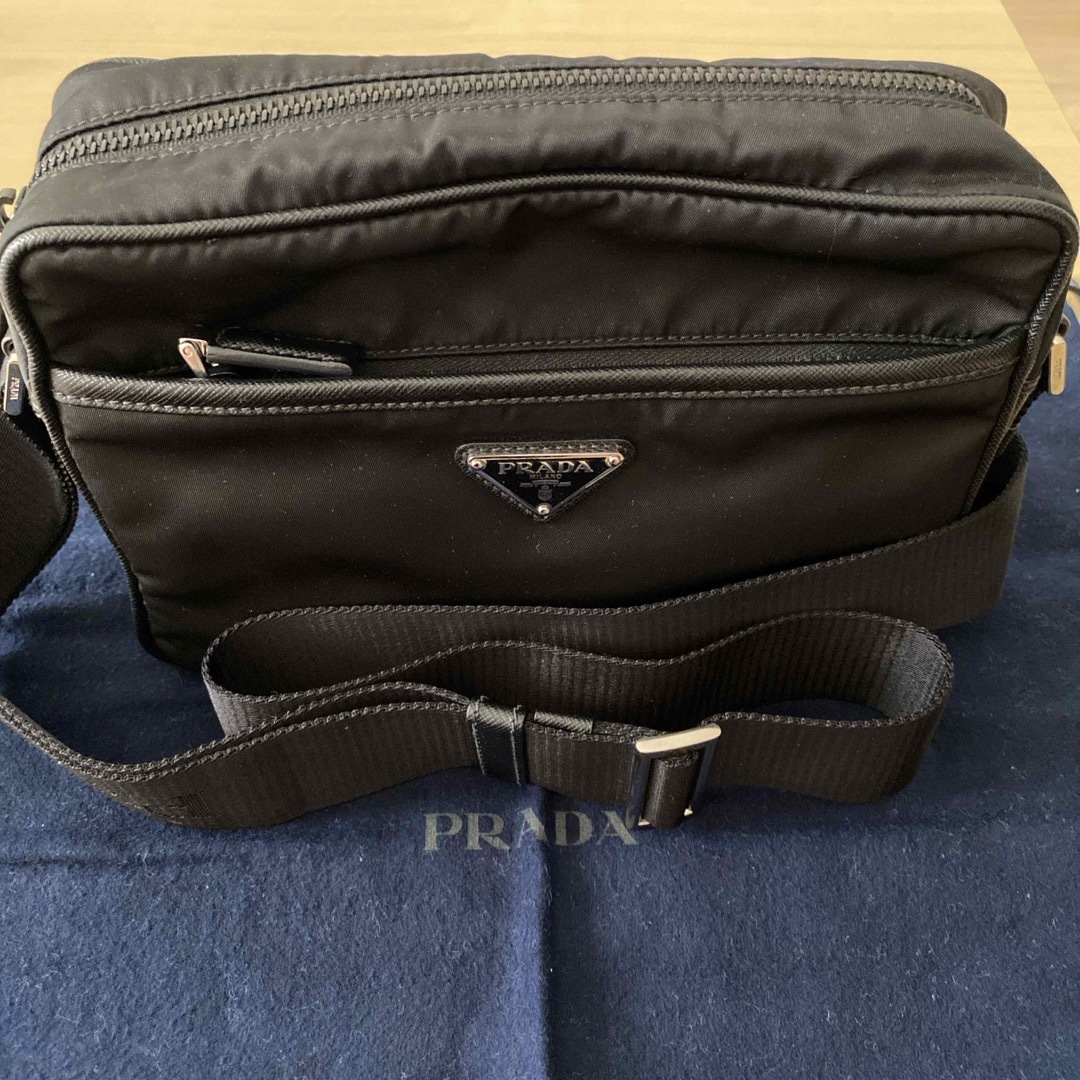 PRADA(プラダ)のプラダ　バッグ　ショルダーバッグ メンズのバッグ(ショルダーバッグ)の商品写真