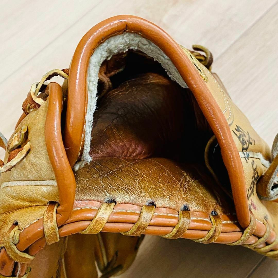 【匿名配送】BEN ベンゼネラル 一般 軟式グローブ 右投げ 内野手 スポーツ/アウトドアの野球(グローブ)の商品写真