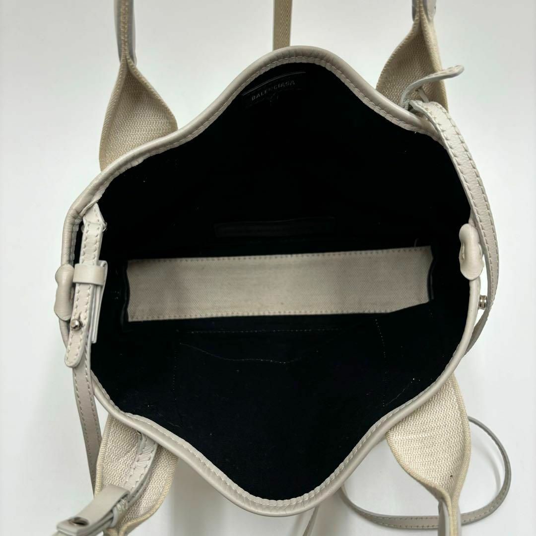 Balenciaga(バレンシアガ)の✨美品✨バレンシアガ ネイビー カバス 2way XS ショルダーバッグ レディースのバッグ(ショルダーバッグ)の商品写真
