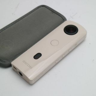 リコー(RICOH)の超美品 THETA SC2 ピンク  M444(コンパクトデジタルカメラ)