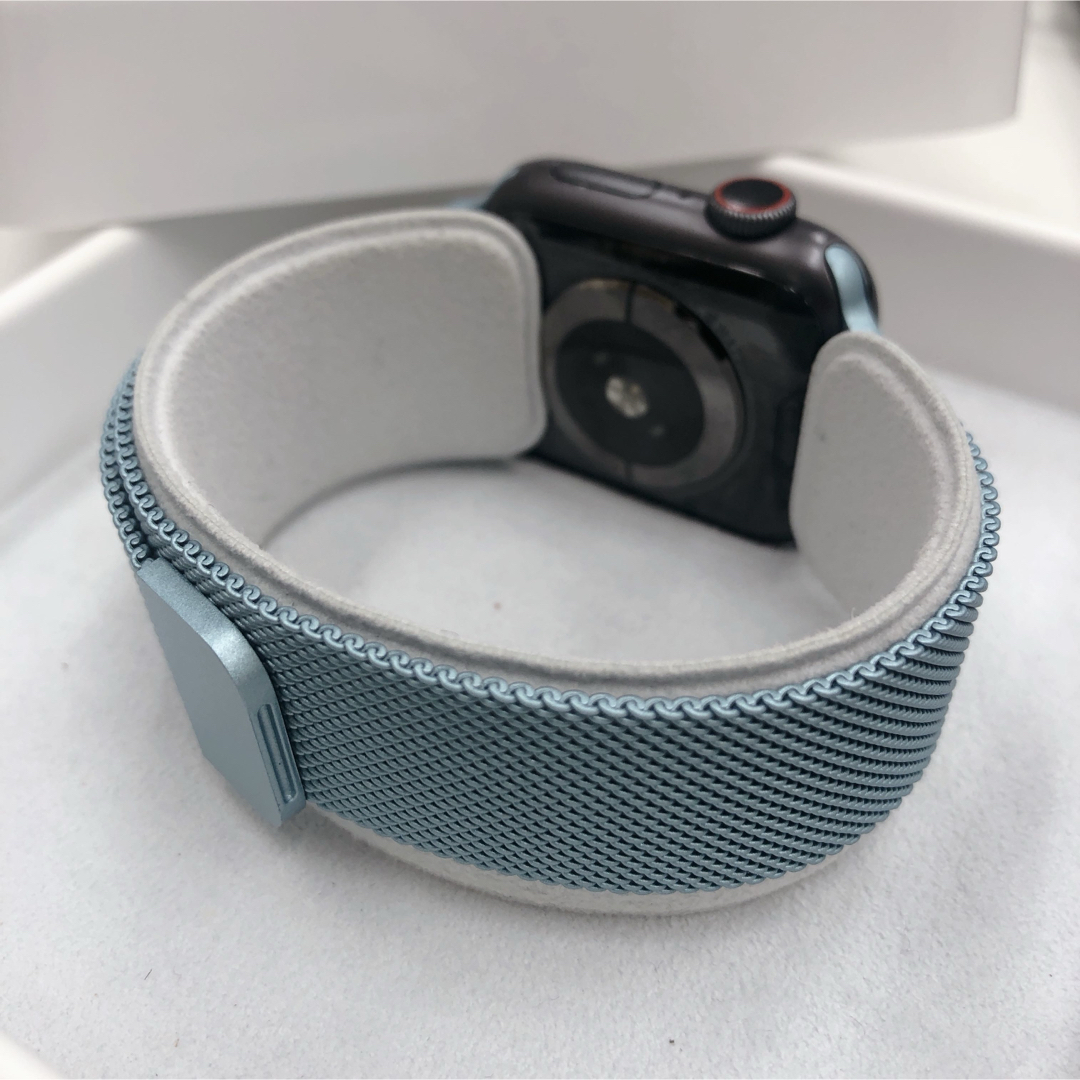 Apple Watch(アップルウォッチ)のApple Watch アップルseries5 NIKE 40mm アップル スマホ/家電/カメラのスマートフォン/携帯電話(その他)の商品写真