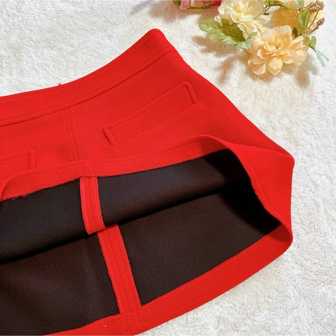 ZARA(ザラ)のZARA ザラ ミニスカート ショートスカート 赤スカート レッド 台形スカート レディースのスカート(ミニスカート)の商品写真