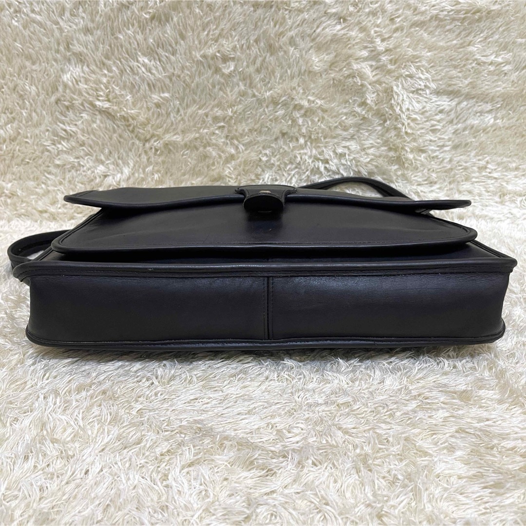 COACH(コーチ)のオールドコーチ　ビジネスバッグ　ターンロック　USA製　A4　2way　ブラック メンズのバッグ(ビジネスバッグ)の商品写真