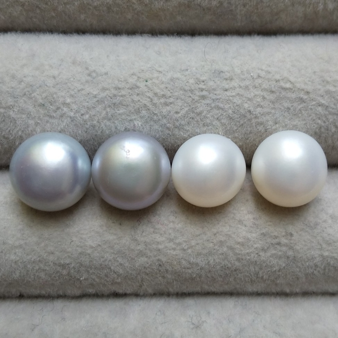 216 淡水真珠ピアス 2色 ホワイト グレー 本真珠 セレモニー レディースのアクセサリー(ピアス)の商品写真