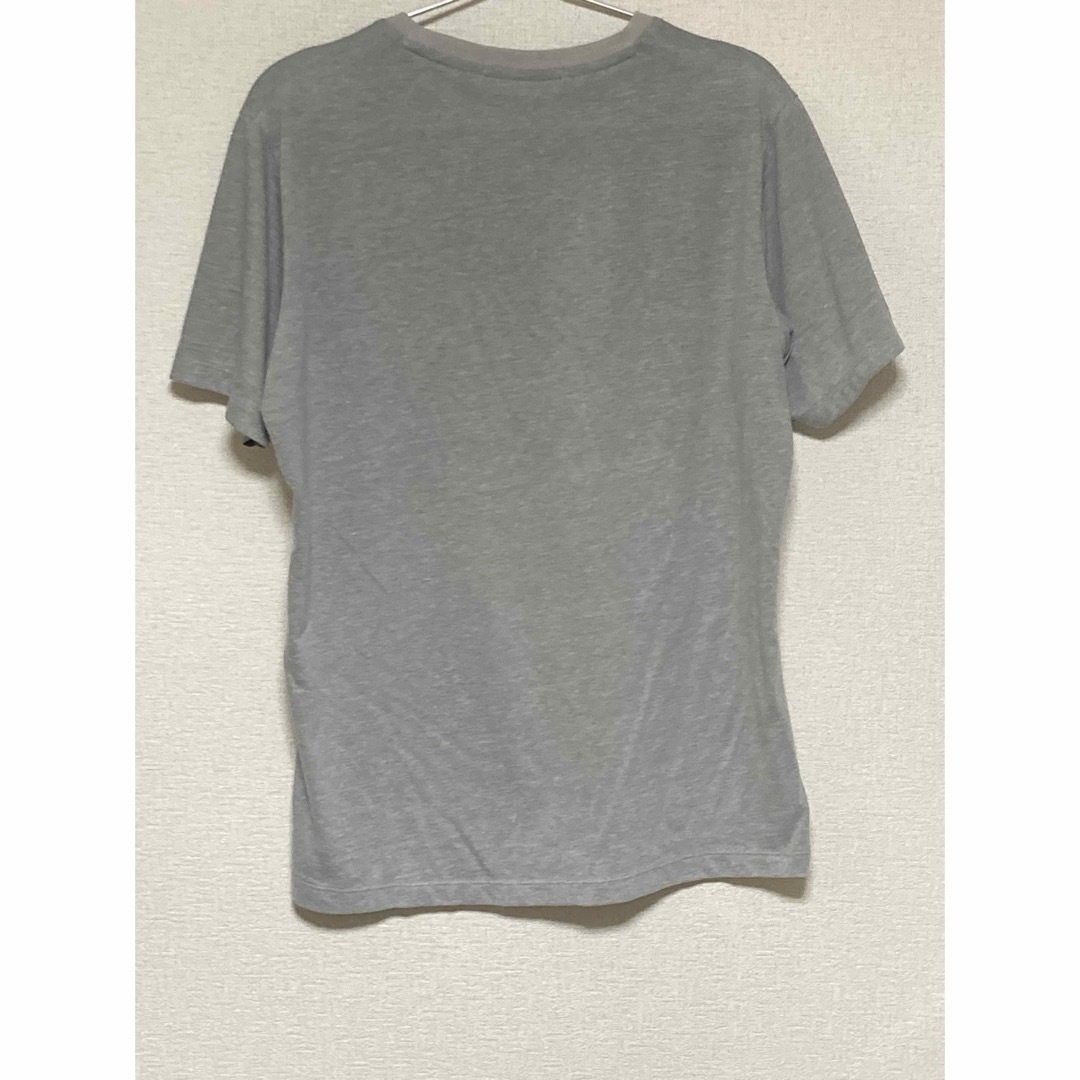 ユニクロ　Tシャツ　グレー　Mサイズ メンズのトップス(Tシャツ/カットソー(半袖/袖なし))の商品写真