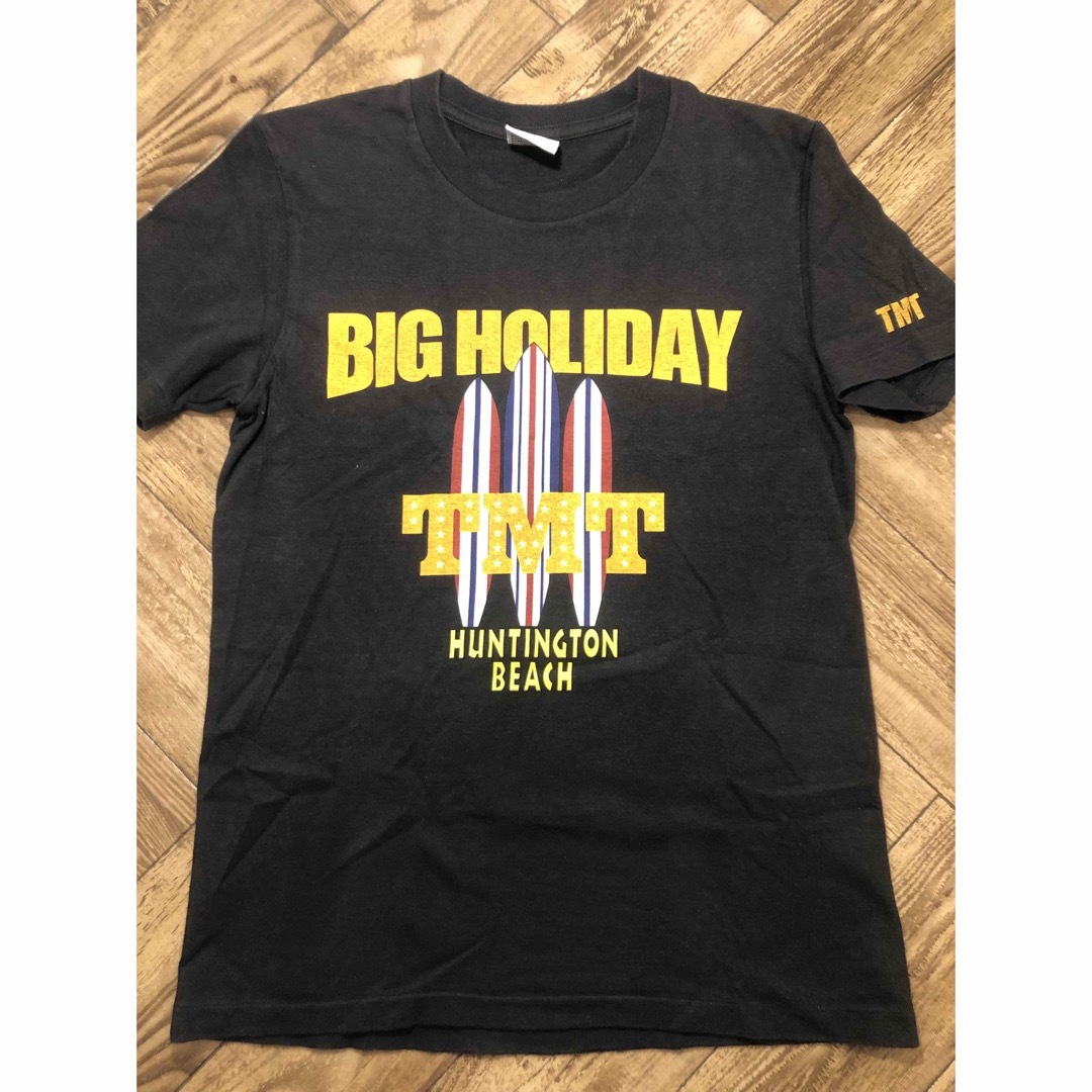 TMT ティーエムティーBIGHOLIDAY  TEE  ブラック　S size メンズのトップス(Tシャツ/カットソー(半袖/袖なし))の商品写真