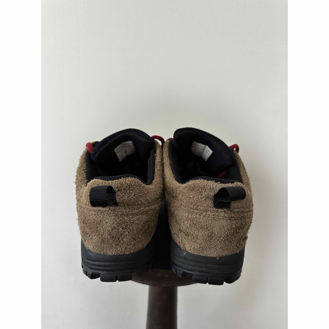 INOV-8(イノヴェイト)のイノヴェイトinov-8PilgrimSurf+Supplyゴアテックス メンズの靴/シューズ(スニーカー)の商品写真