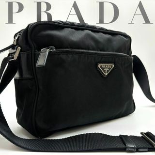 プラダ(PRADA)の美品✨プラダ ショルダーバッグ カメラバッグ  三角プレート ナイロン ブラック(ショルダーバッグ)