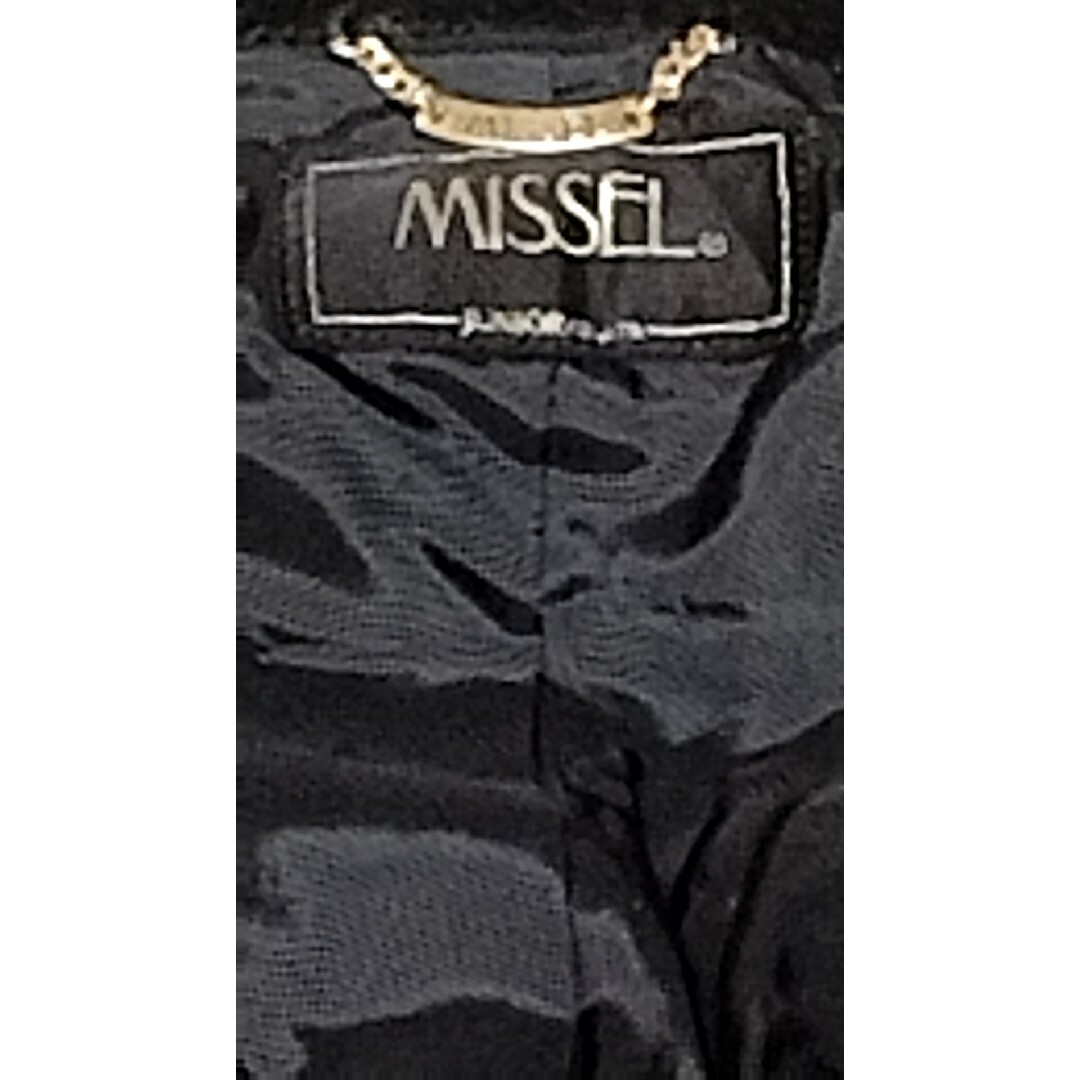 MISSEL(ミゼール)の極美品♥ミゼール♥MISSEL♥テーラードジャケット♥金ボタン♥ベルベット♥黒 レディースのジャケット/アウター(テーラードジャケット)の商品写真
