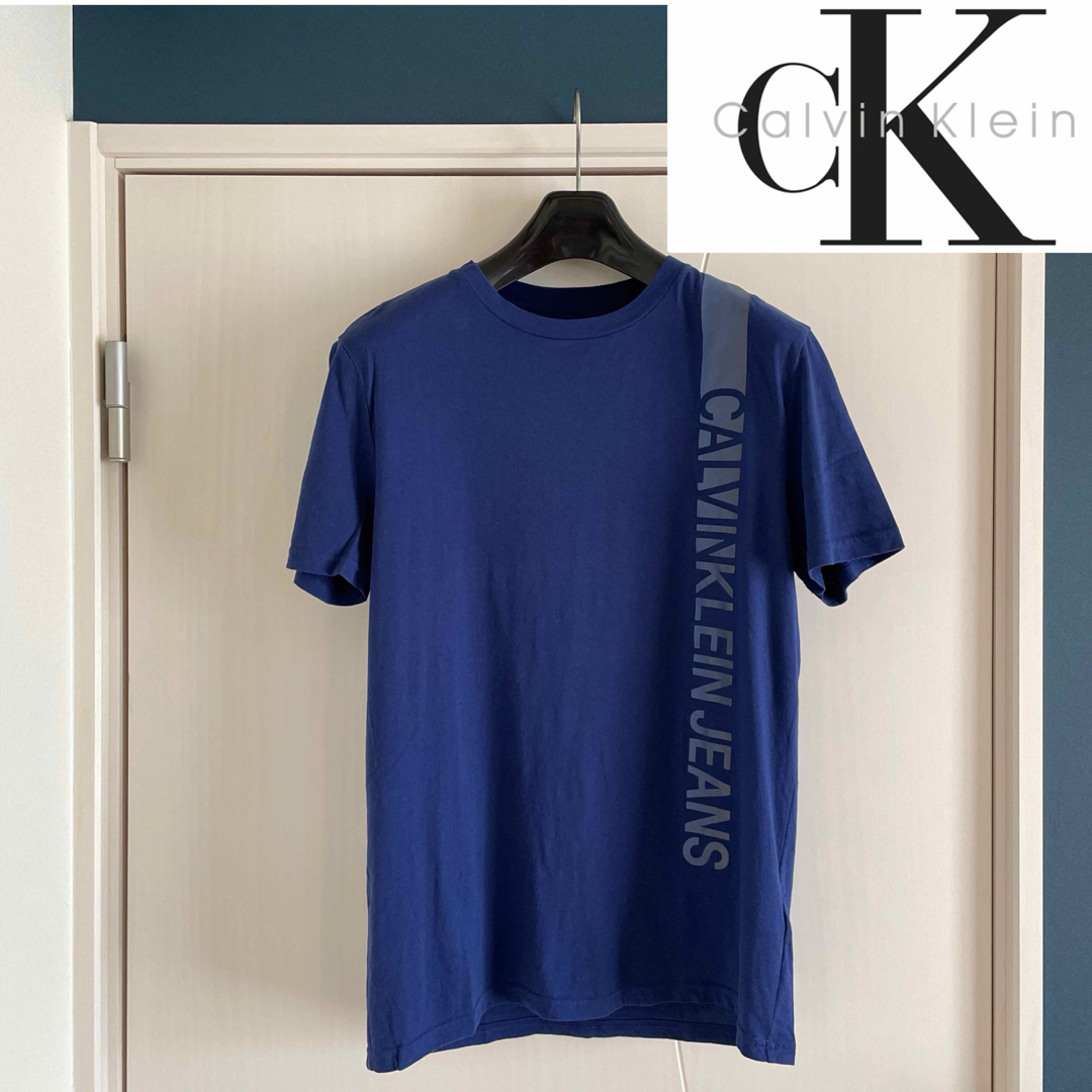 Calvin Klein(カルバンクライン)の【夏物セール】 カルバンクラインジーンズ 半袖 tシャツ メンズのトップス(Tシャツ/カットソー(半袖/袖なし))の商品写真