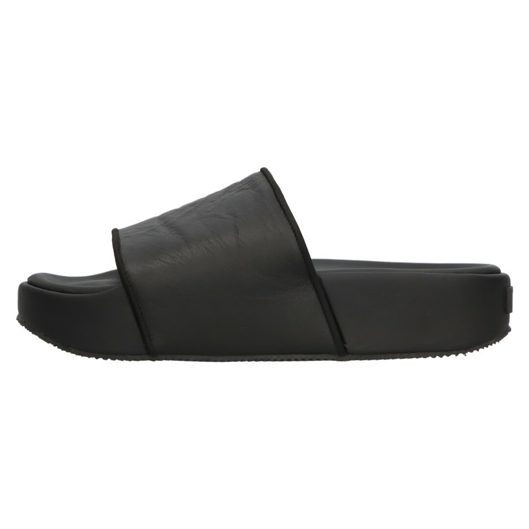 Y-3(ワイスリー)のY-3 ワイスリー SLIDE FZ6403 スライドサンダル US9 ブラック メンズの靴/シューズ(サンダル)の商品写真