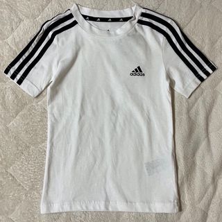 アディダス(adidas)の新品タグ付き　adidasTシャツ　110サイズ(Tシャツ/カットソー)