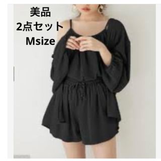 【翌日発送】美品☆キャミ+ショーパン2点セット セットアップ ブラック黒 M(アンサンブル)