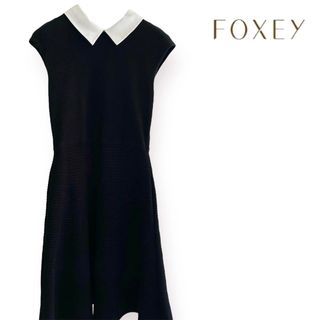 フォクシー(FOXEY)のFOXEY フレンチ ノーブルニットワンピース　白襟　3way　付け襟　黒　40(その他)