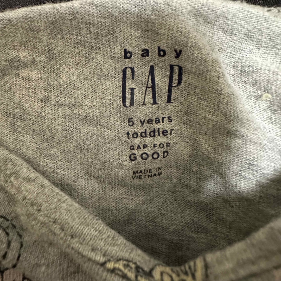 GAP(ギャップ)のキッズシャツ キッズ/ベビー/マタニティのキッズ服男の子用(90cm~)(Tシャツ/カットソー)の商品写真