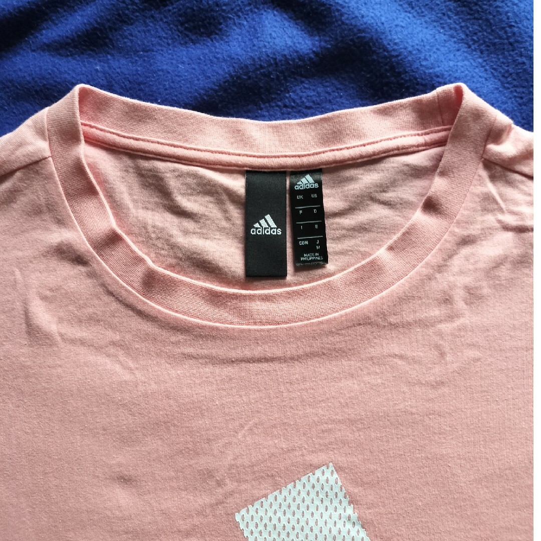 adidas(アディダス)のアディダス　Tシャツ　レディース レディースのトップス(Tシャツ(半袖/袖なし))の商品写真