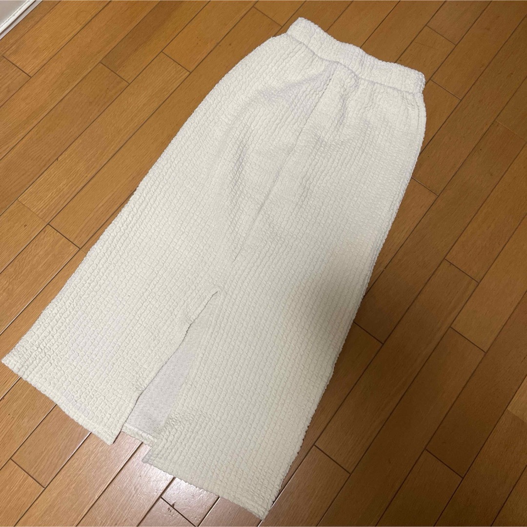 w closet(ダブルクローゼット)のダブルクローゼットホワイトタイトスカート レディースのスカート(ロングスカート)の商品写真