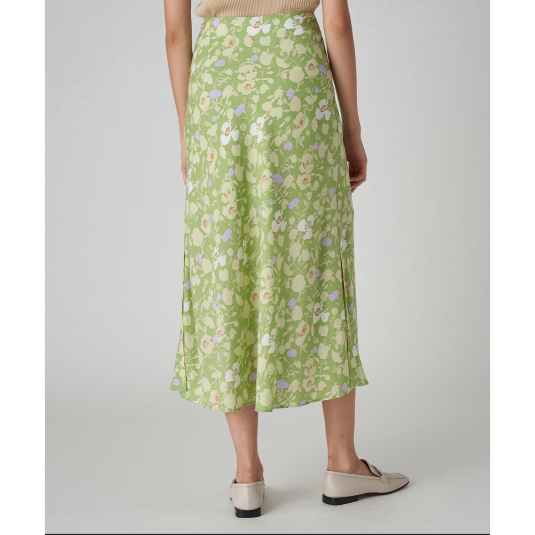 MACPHEE(マカフィー)の昨年春購入 定価23,100円 フローラルプリント フレアロングスカート レディースのスカート(ロングスカート)の商品写真