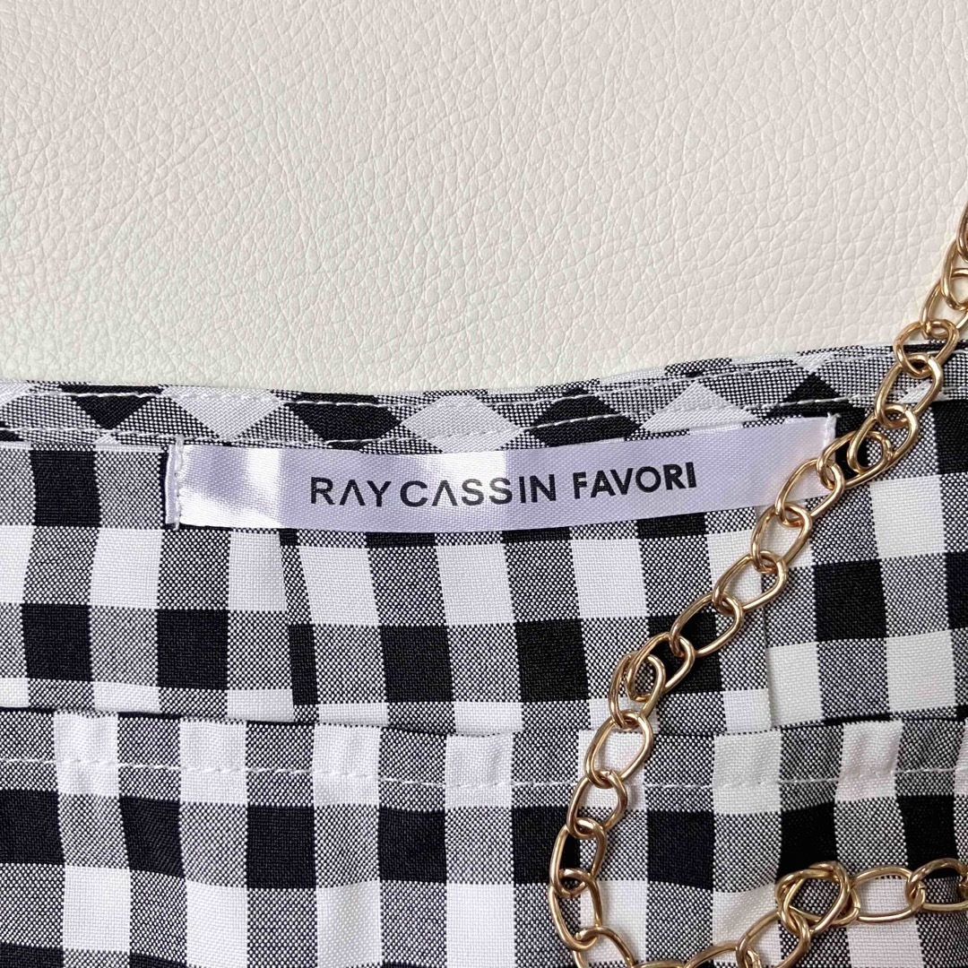 RAY CASSIN FAVORI(レイカズンフェバリ)の◆極美品◆レイカズン◆ギンガムチェック長袖ブラウス◆白×黒白スクエアネック◆F レディースのトップス(シャツ/ブラウス(長袖/七分))の商品写真