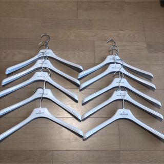 モンクレール 押し入れ収納/ハンガーの通販 100点以上 | MONCLERの モンクレール 押し入れ収納/ハンガーの通販 100点以上 | MONCLERの