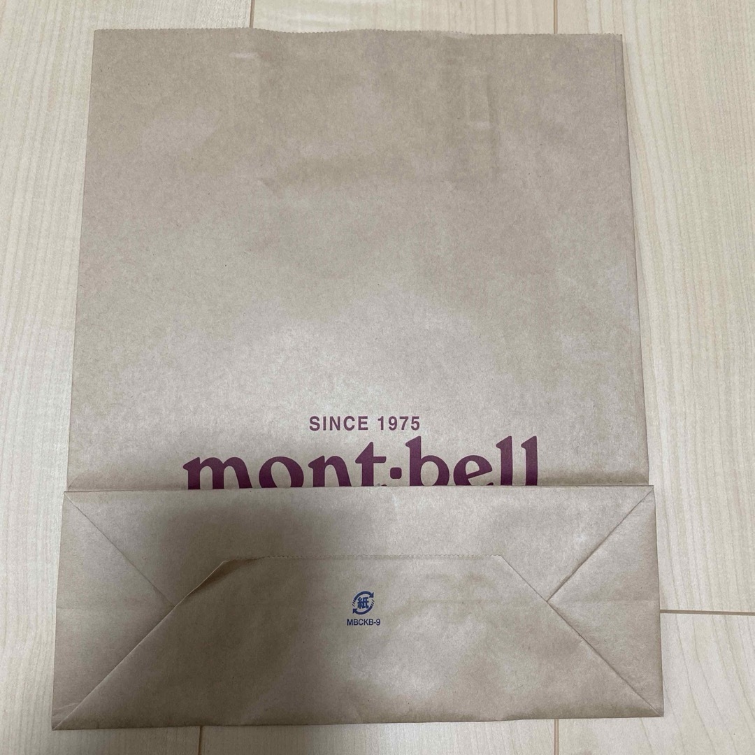 mont bell(モンベル)のモンベルの紙袋 レディースのバッグ(ショップ袋)の商品写真