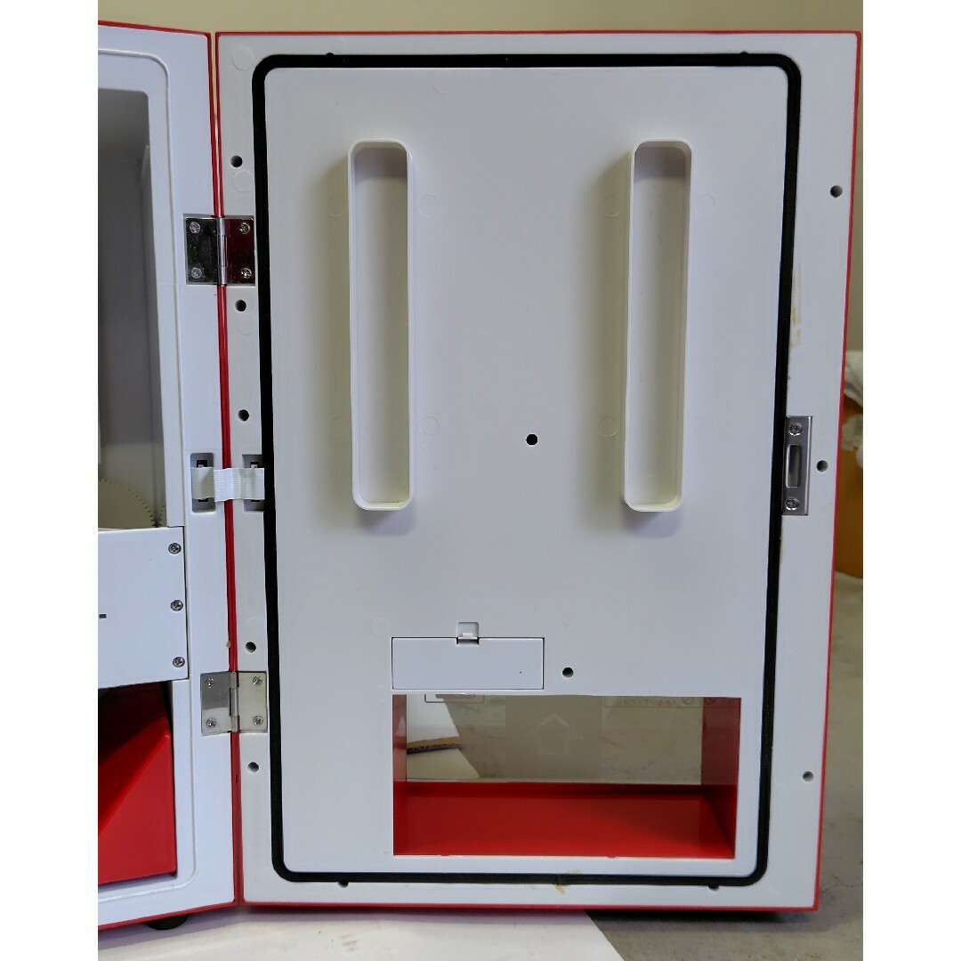 マサオコーポレーション ミニ自販機 冷蔵 HONDA PRIMO 赤 スマホ/家電/カメラの生活家電(冷蔵庫)の商品写真